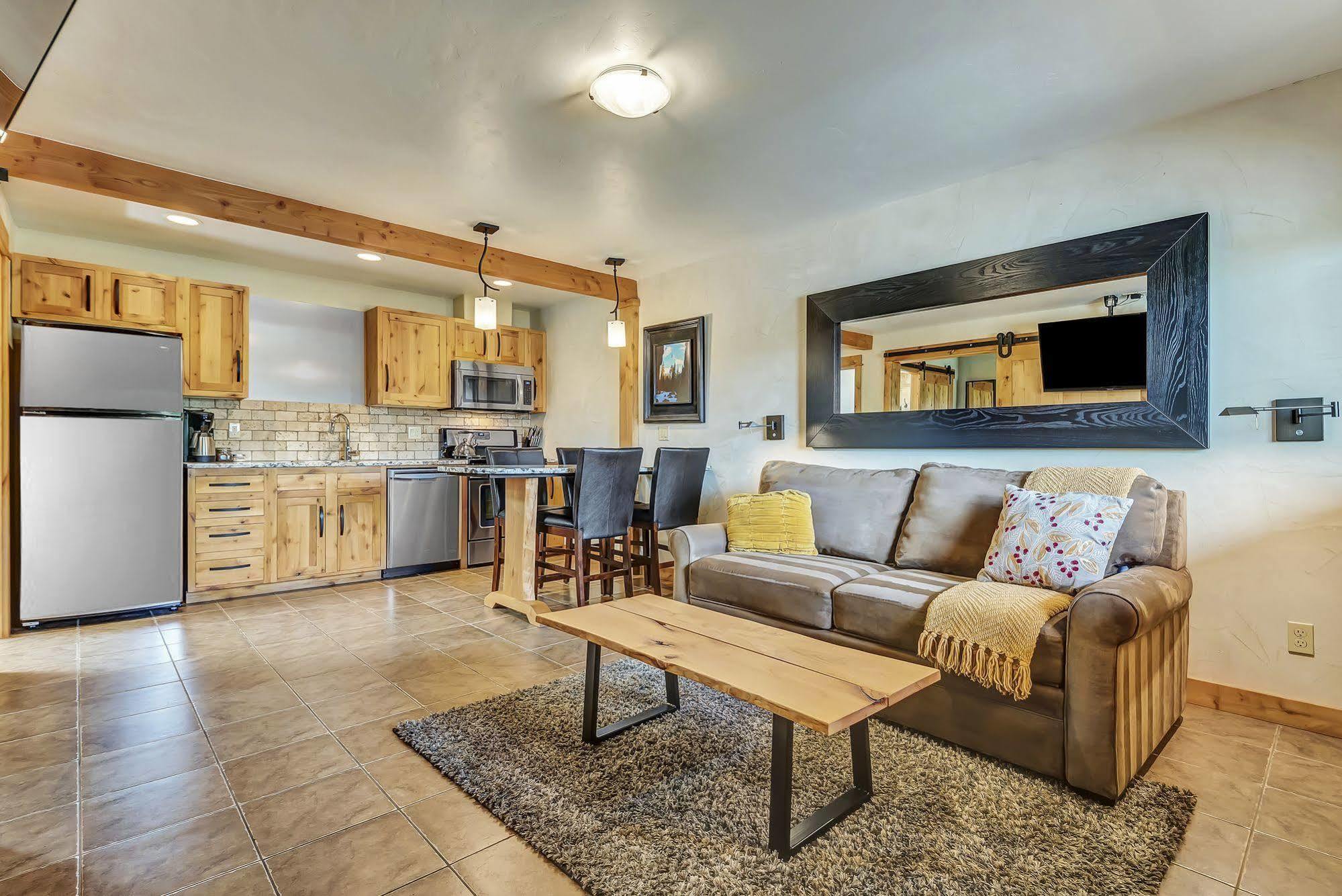 Wall Street Suites Bend Zewnętrze zdjęcie