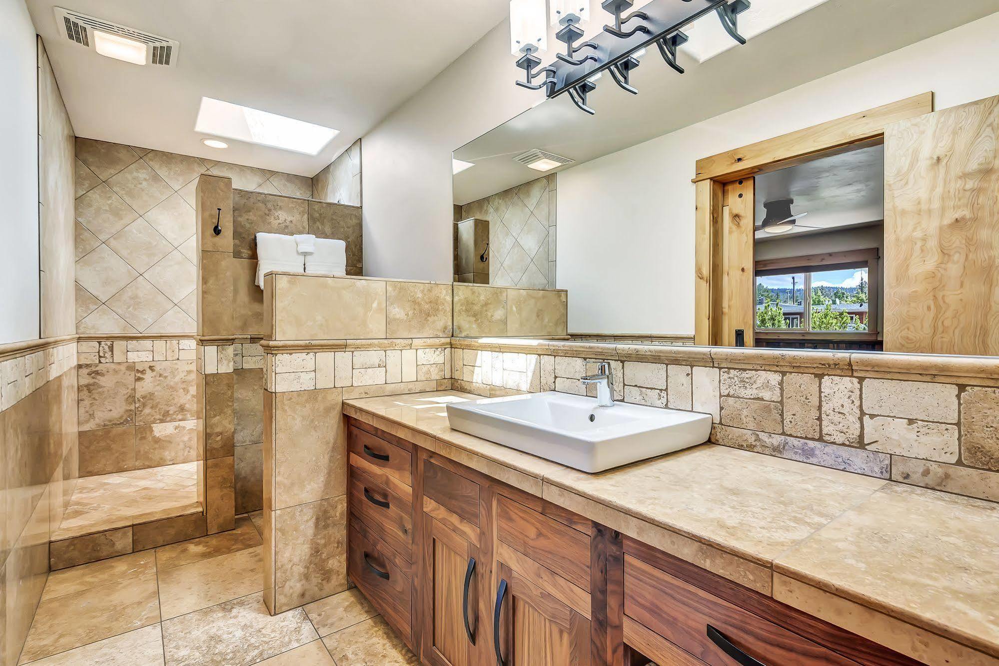 Wall Street Suites Bend Zewnętrze zdjęcie