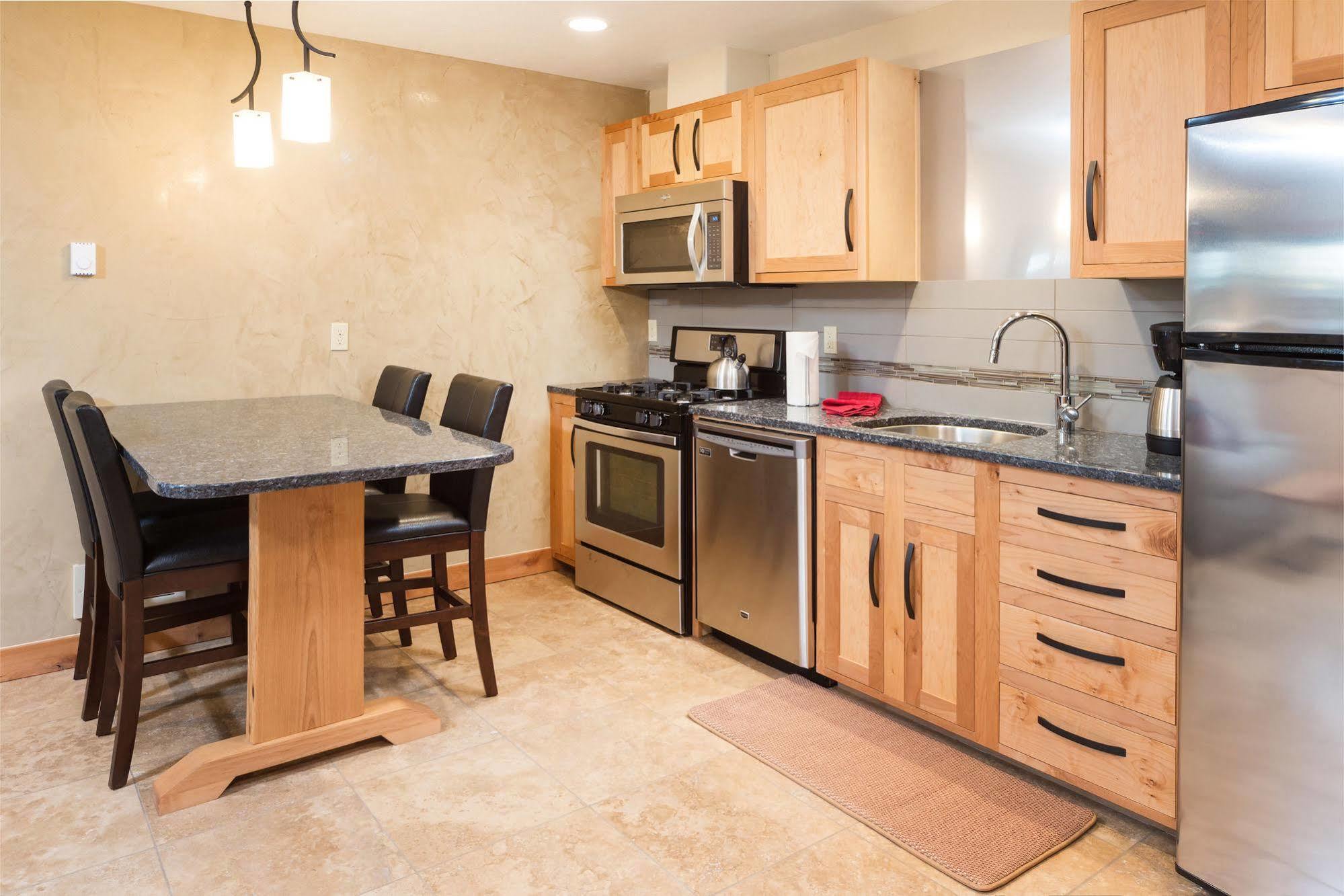 Wall Street Suites Bend Zewnętrze zdjęcie